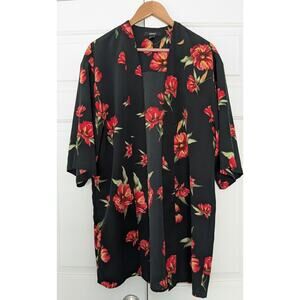 Forever 21 Dark Floral Rose Short Sleeve Kimono